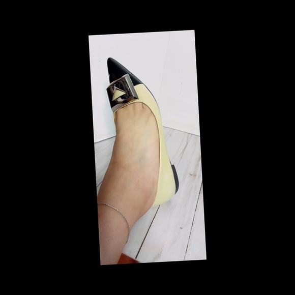 Prada Milano pointy toe flat with Hardware logo size38 (US size 8) - Picture 3 of 10